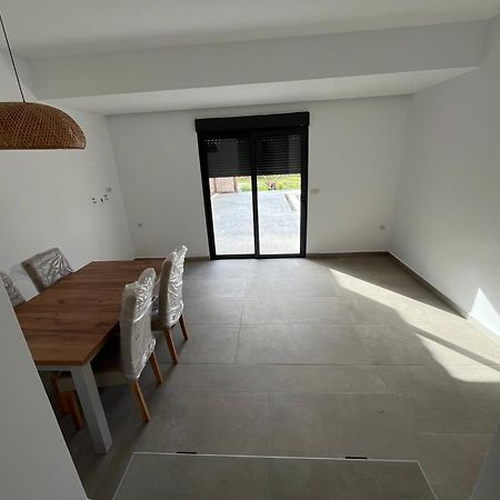 Cato Agro 3, Seafront Villa With Private Pool Afiartis Exterior photo
