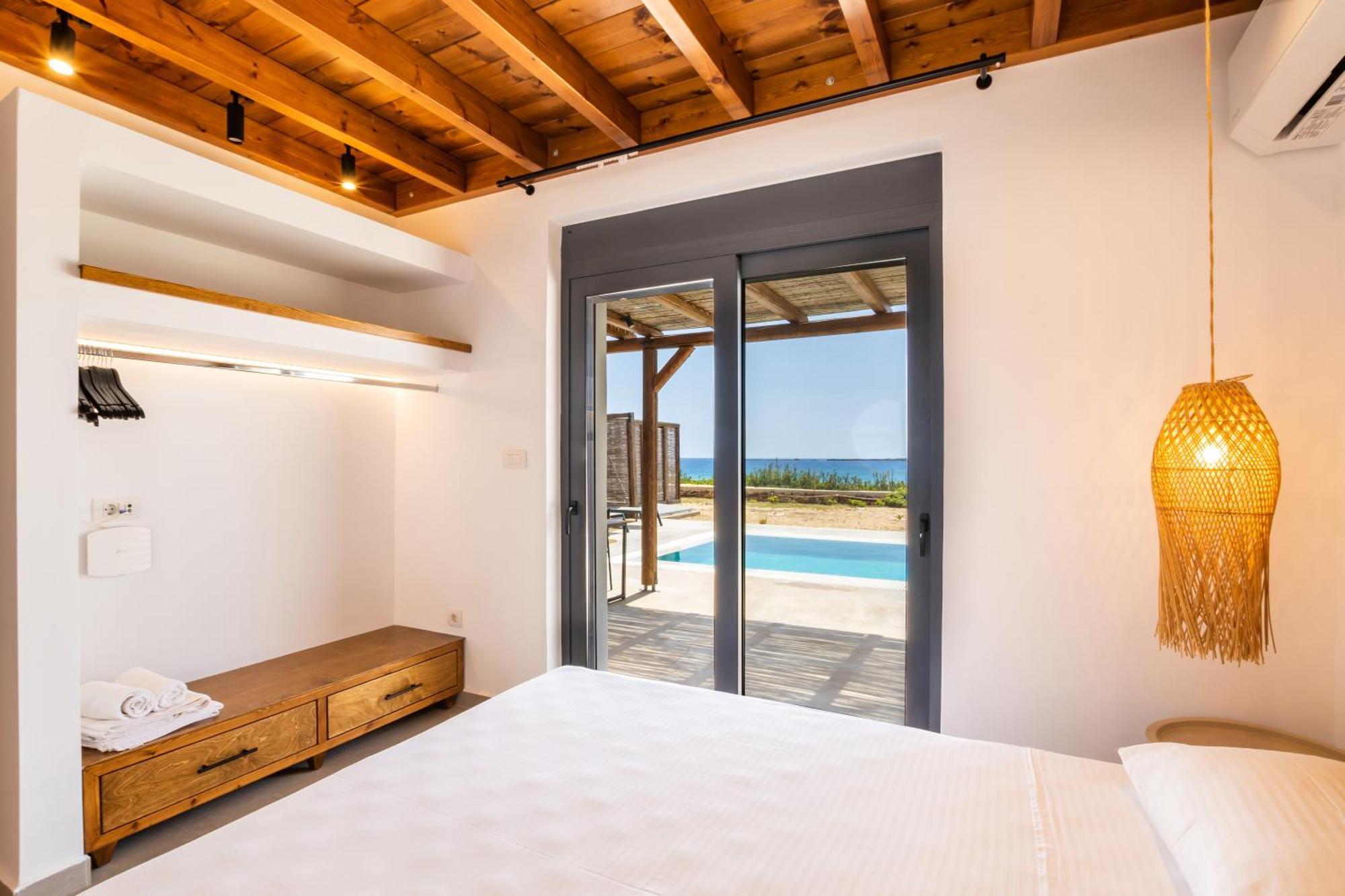 Cato Agro 3, Seafront Villa With Private Pool Afiartis Exterior photo