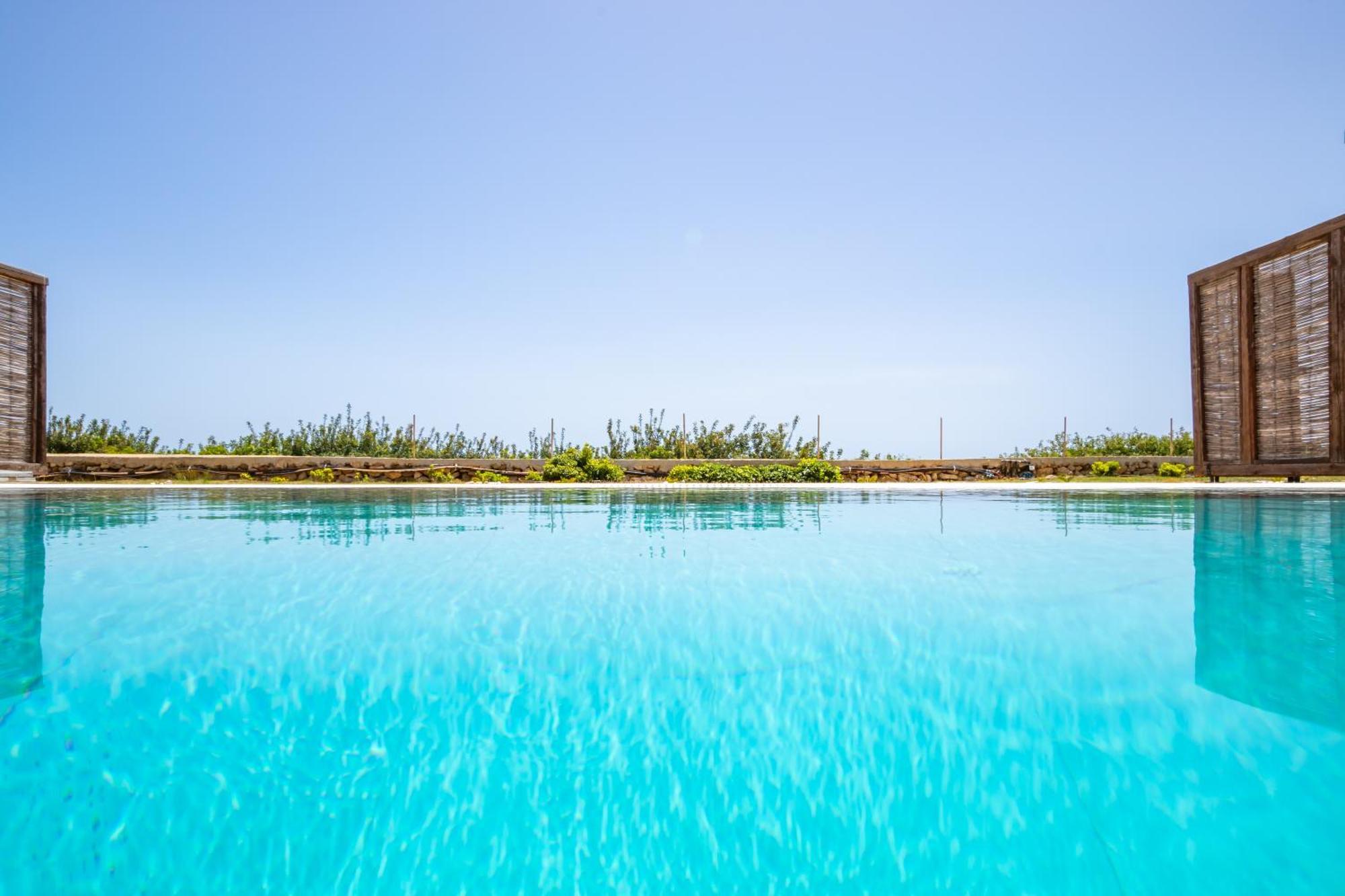 Cato Agro 3, Seafront Villa With Private Pool Afiartis Exterior photo