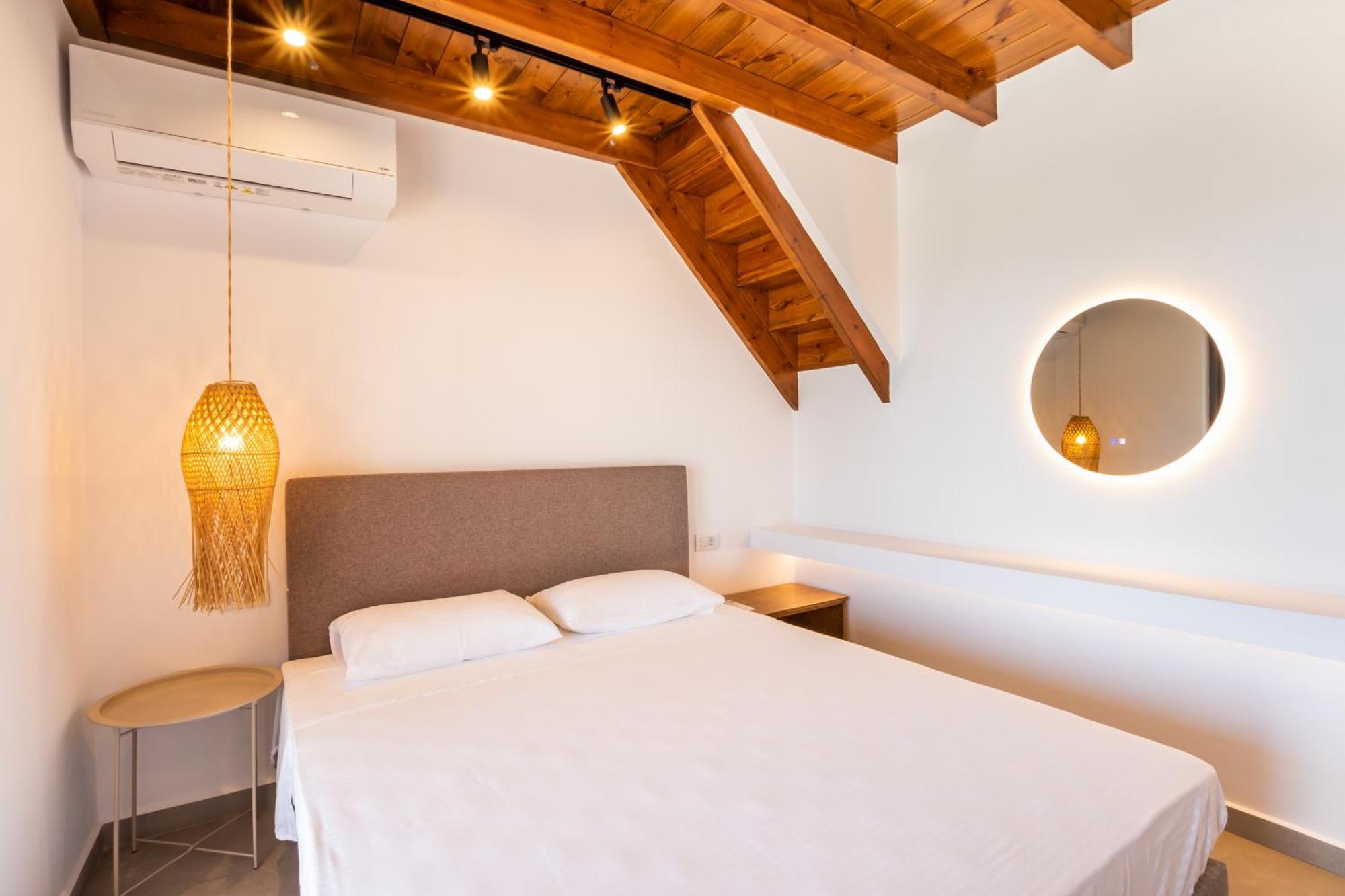 Cato Agro 3, Seafront Villa With Private Pool Afiartis Exterior photo
